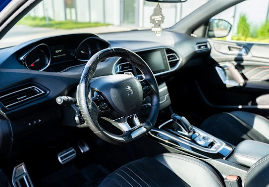 Peugeot 308 cena 62000 przebieg: 135500, rok produkcji 2019 z Krotoszyn małe 379
